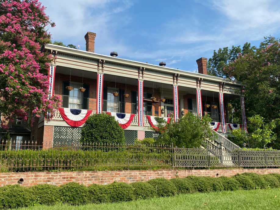 exterior photo of The Corners Mansion Inn